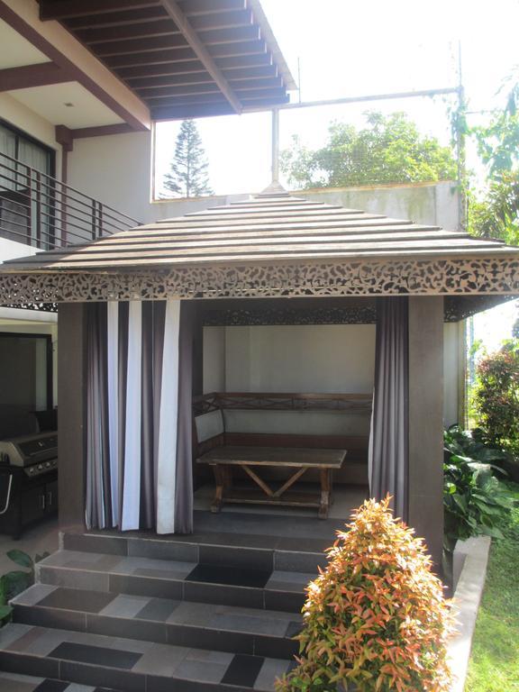 The Theodore Hotel Tagaytay City Esterno foto