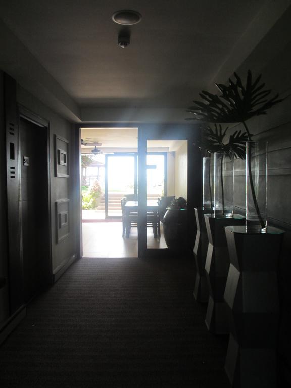 The Theodore Hotel Tagaytay City Esterno foto