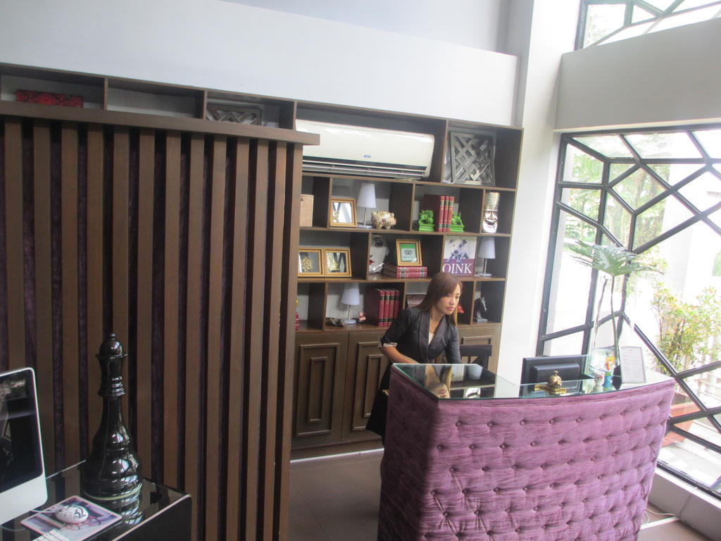 The Theodore Hotel Tagaytay City Esterno foto