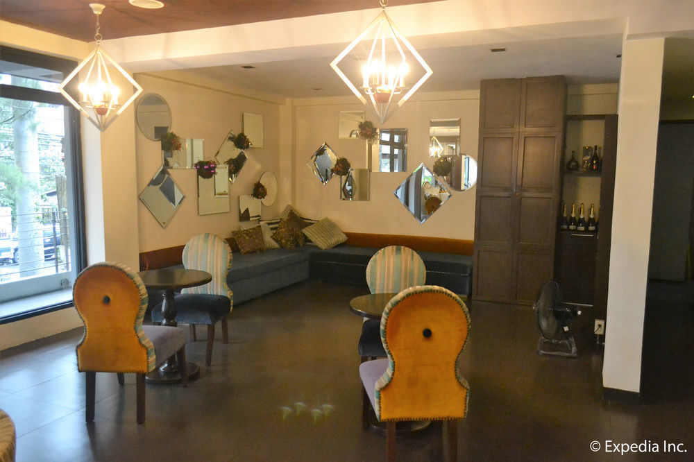 The Theodore Hotel Tagaytay City Esterno foto