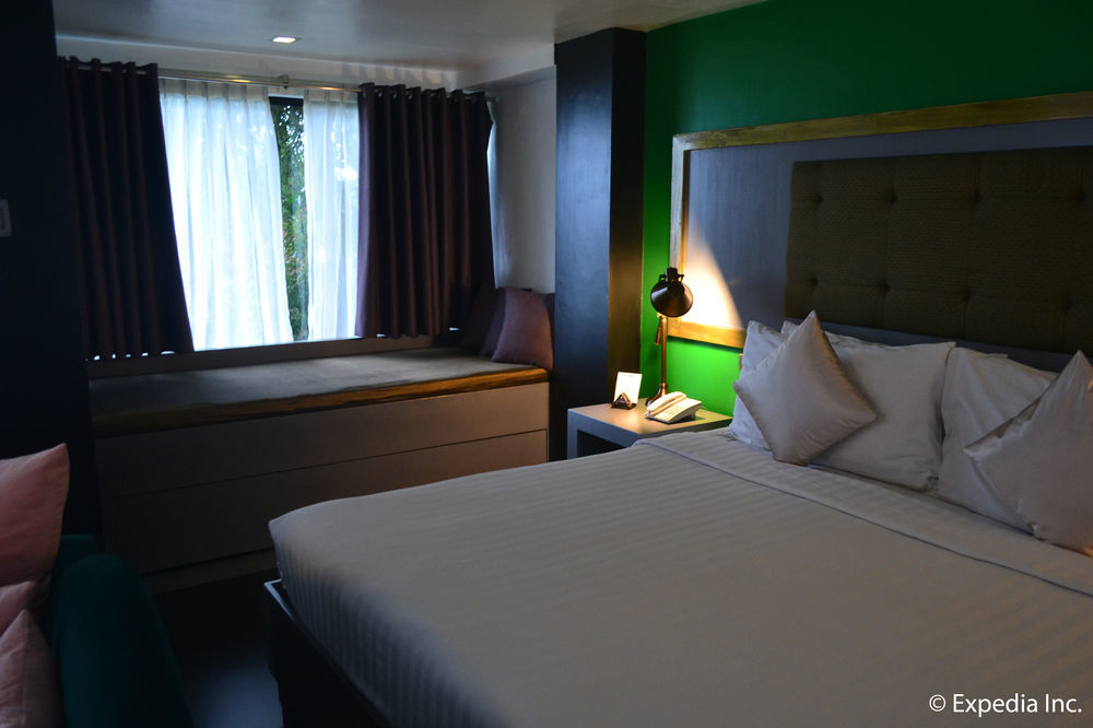 The Theodore Hotel Tagaytay City Esterno foto